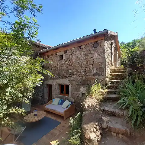 Gîte à Albon d'Ardèche : Les escapades d'Artemis