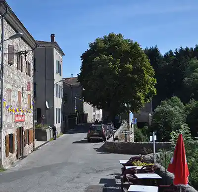 centre du village d'Albon d'Ardèche